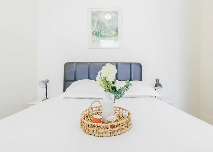 Near Republique - Mobility Lease Апартаменты *